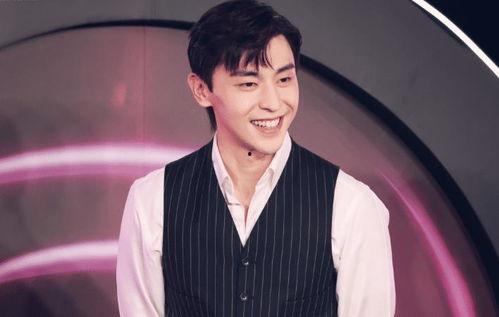 邓伦最新的爆料,最新爆料背后的故事与感悟